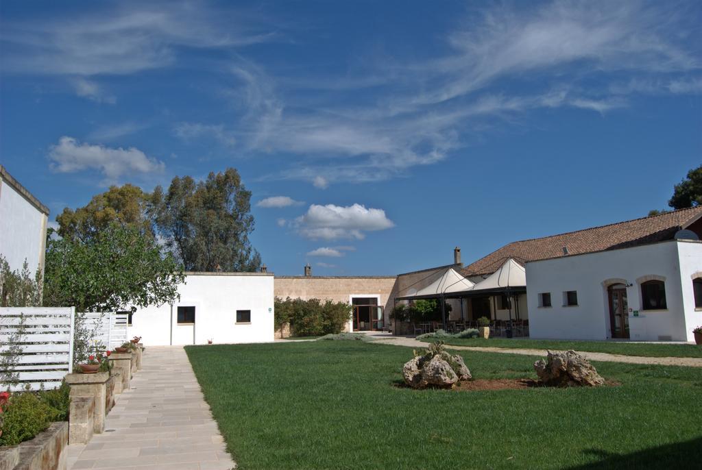 Masseria Corda Di Lana Hotel & Resort Torre Lapillo Exterior foto