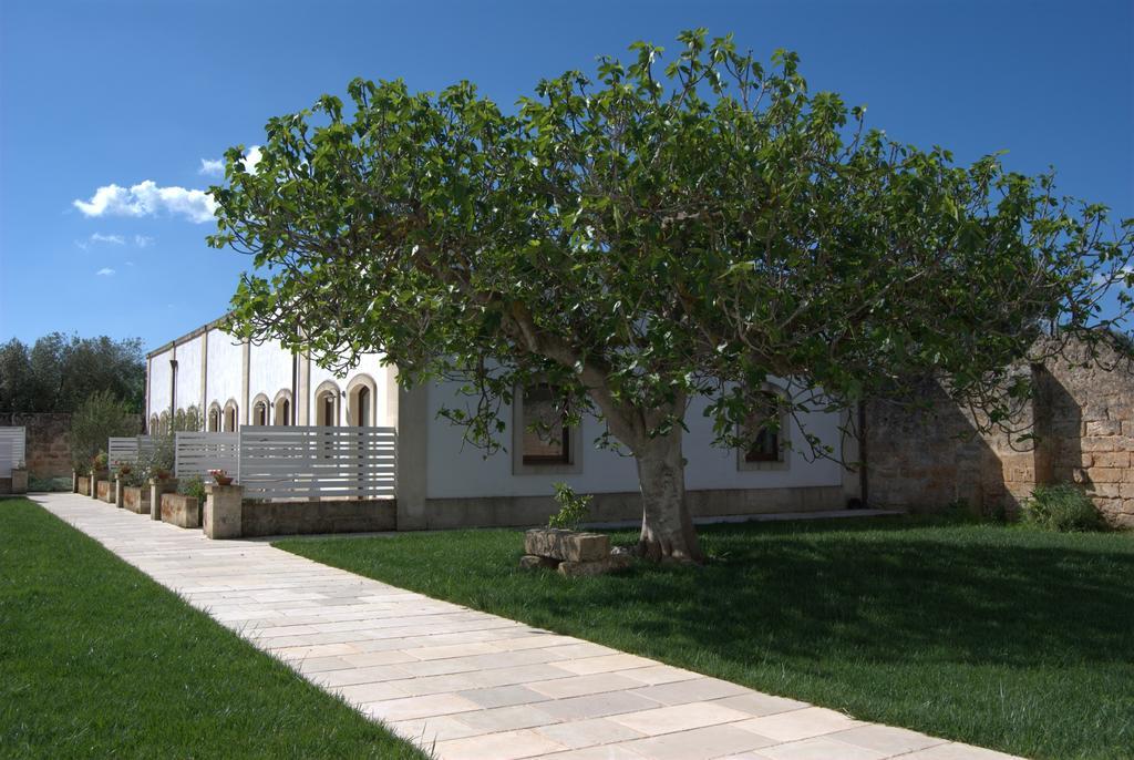 Masseria Corda Di Lana Hotel & Resort Torre Lapillo Exterior foto