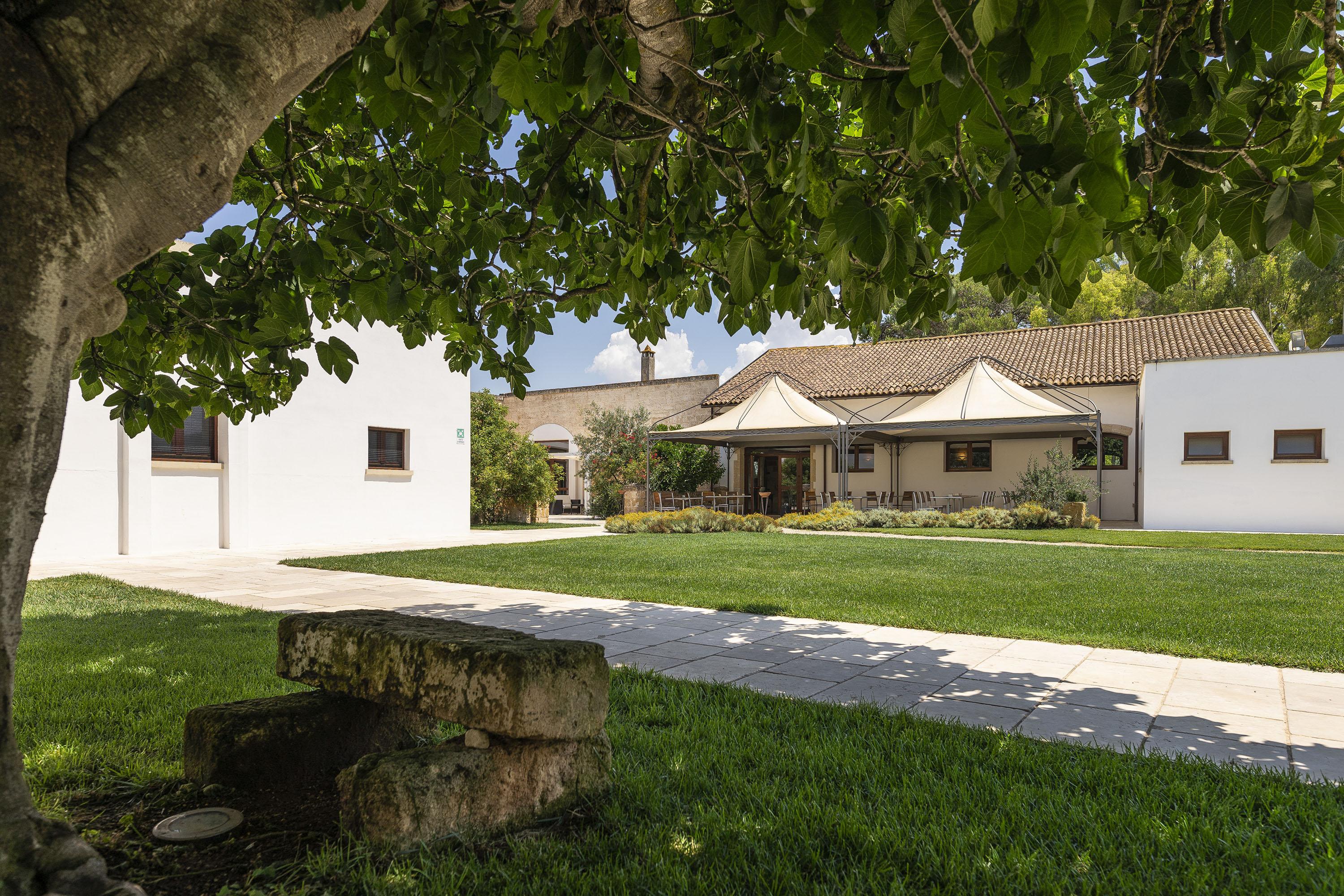 Masseria Corda Di Lana Hotel & Resort Torre Lapillo Exterior foto